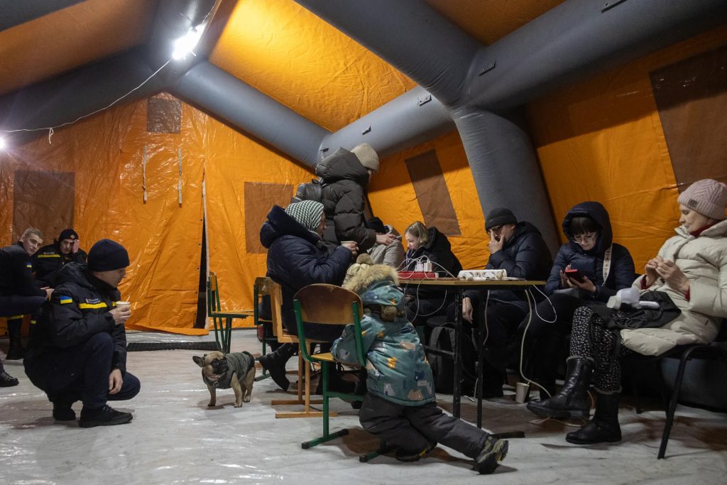 kiev-isunma-2-1024x683 Kiev'de Binlerce Bina Hala Isıtmasız: Zorlu Koşullar Devam Edecek